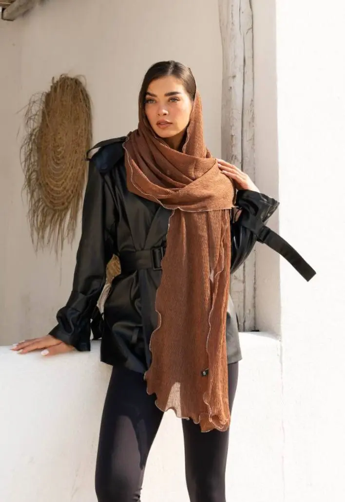 شال حاشیه دار پرنیا